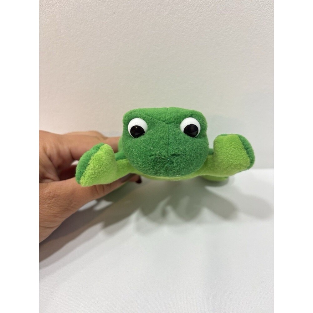 Vintage Russ Berrie And Co Frog Rare HTF Big Eyes Small Tiny Palm Frog
